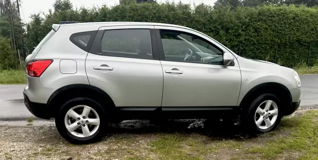 NISSAN Qashqai Acenta 4x4