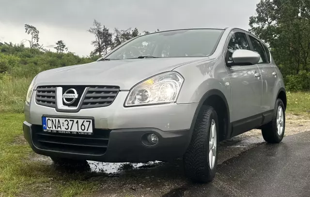 NISSAN Qashqai Acenta 4x4