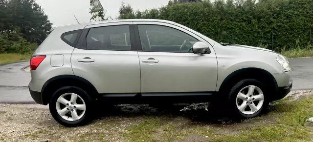 NISSAN Qashqai Acenta 4x4
