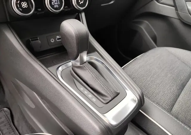 RENAULT Captur 1.3 TCe mHEV Techno EDC