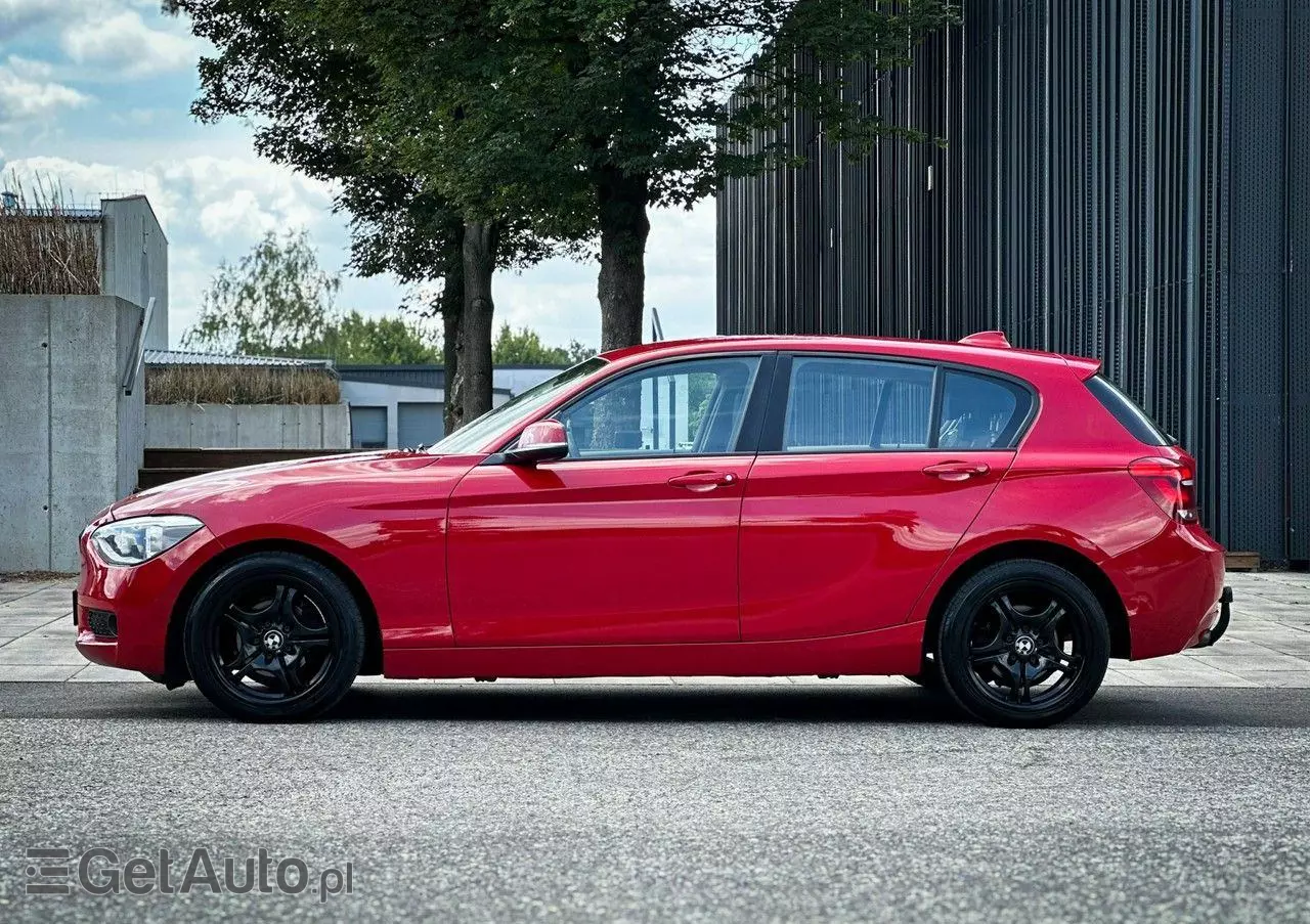BMW Seria 1 116i Sport Line