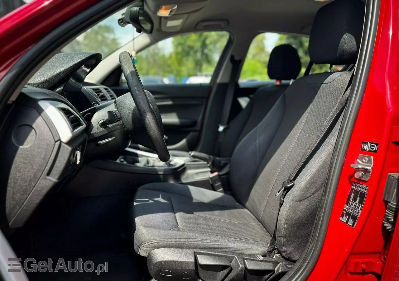 BMW Seria 1 116i Sport Line