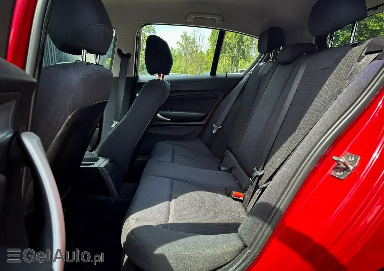 BMW Seria 1 116i Sport Line