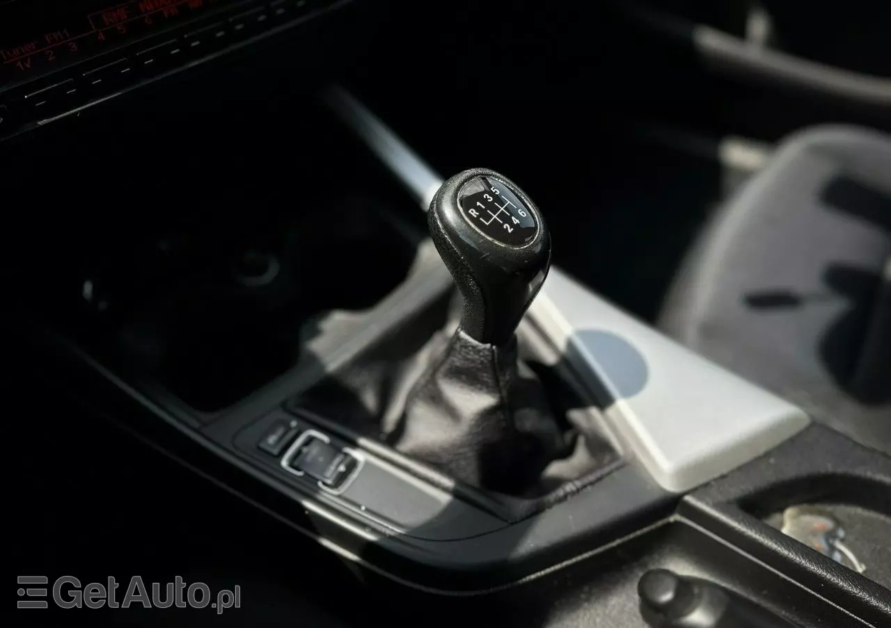 BMW Seria 1 116i Sport Line