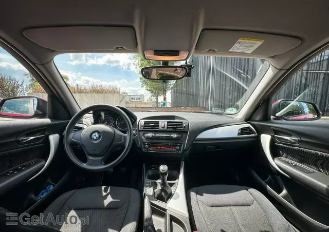 BMW Seria 1 116i Sport Line