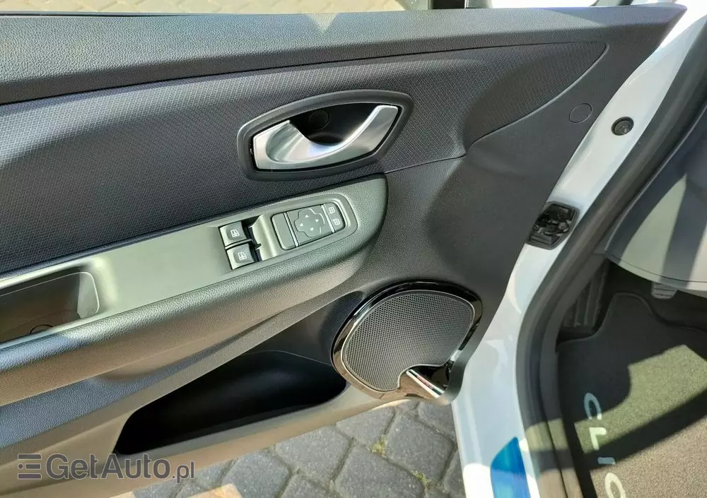 RENAULT Clio (Energy) TCe 75 Start & Stop LIMITED