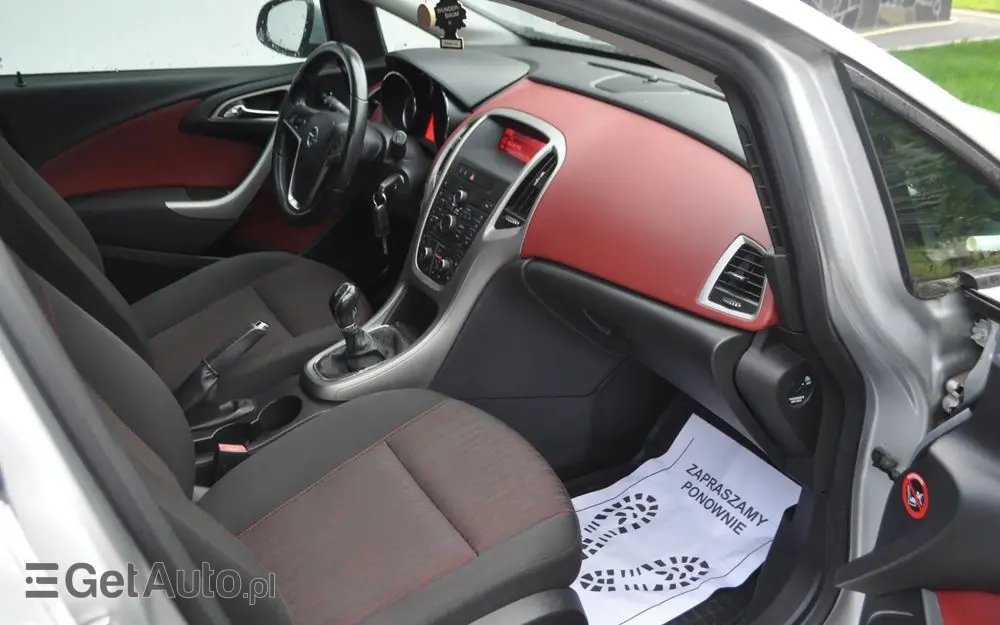 OPEL Astra 1.6 Cosmo