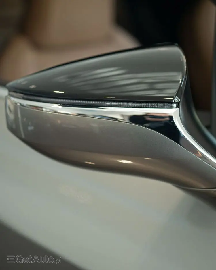 LEXUS UX 300h F Sport Design