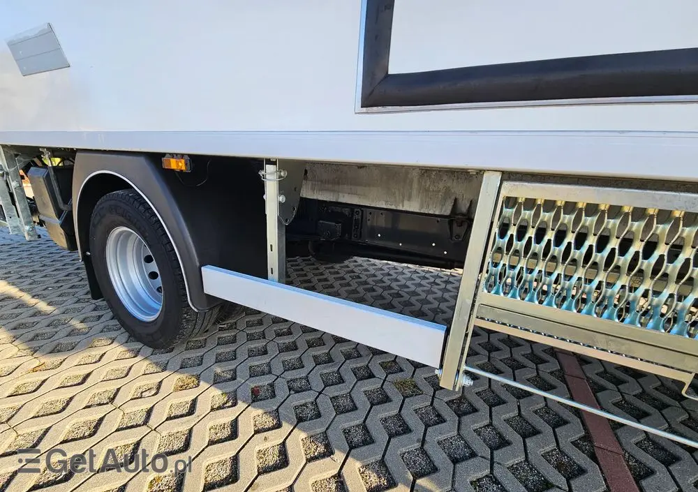 IVECO Daily 72-180, 3.0 lirty 10 palet winda , multitemperatura, dwie komory 