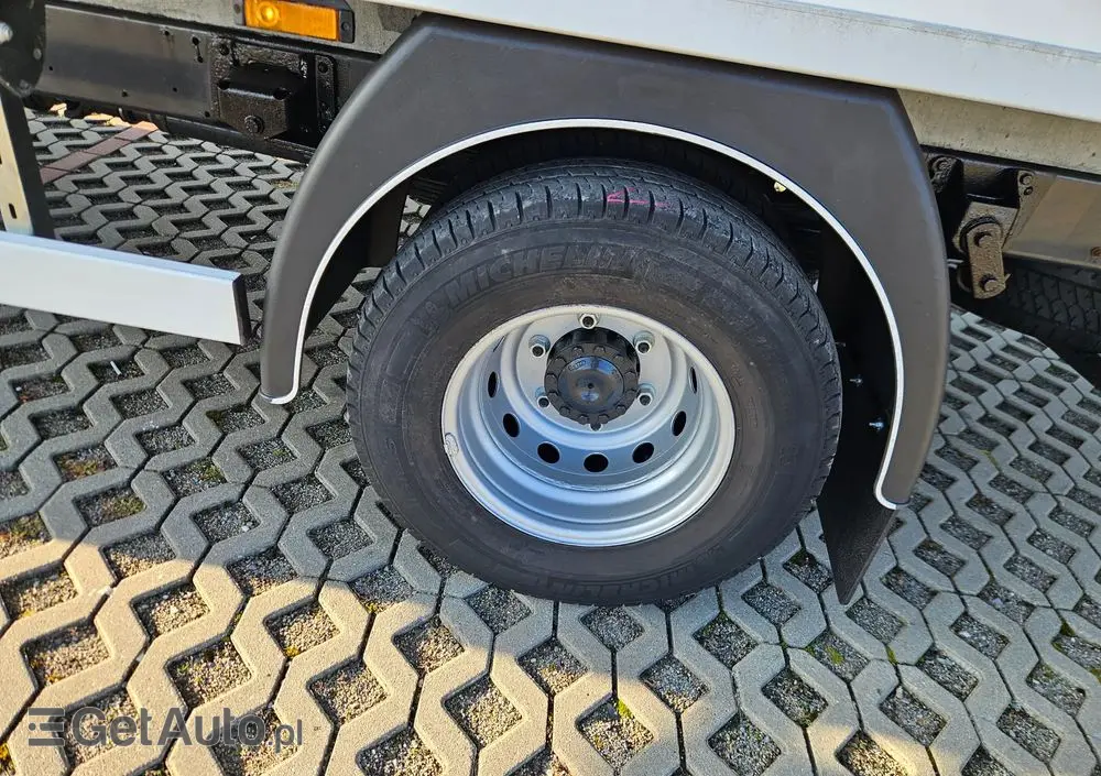 IVECO Daily 72-180, 3.0 lirty 10 palet winda , multitemperatura, dwie komory 