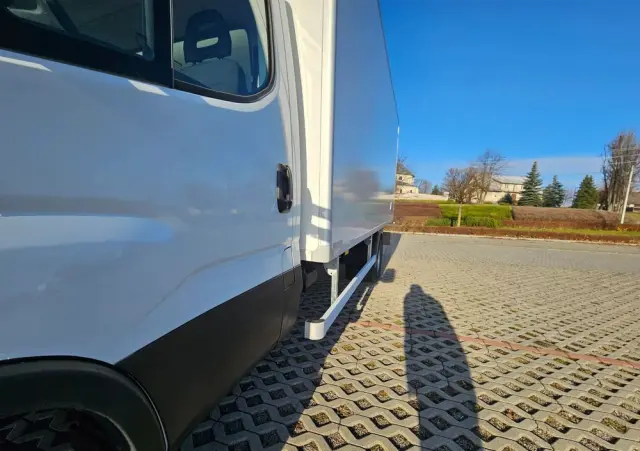 IVECO Daily 72-180, 3.0 lirty 10 palet winda , multitemperatura, dwie komory 