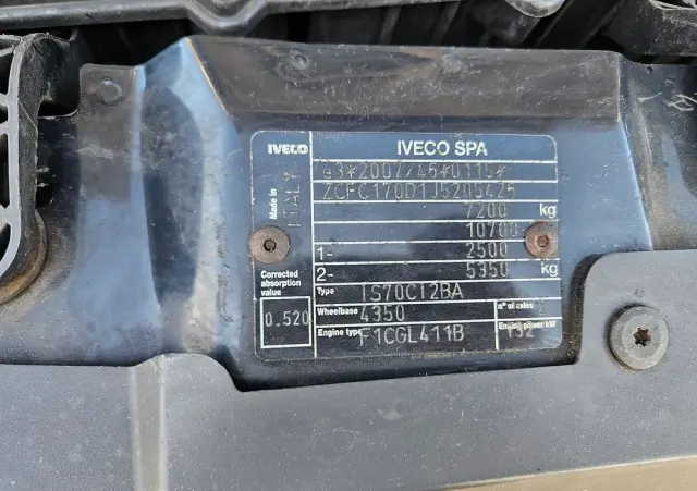 IVECO Daily 72-180, 3.0 lirty 10 palet winda , multitemperatura, dwie komory 