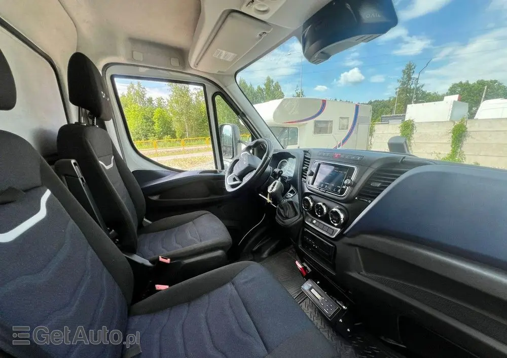 IVECO 72c18 daily automat izoterma Chlodnia carrier mroźnia winda 6,20 długi thermo king 