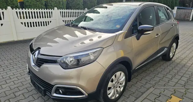 RENAULT Captur 1.5 dCi Energy Limited