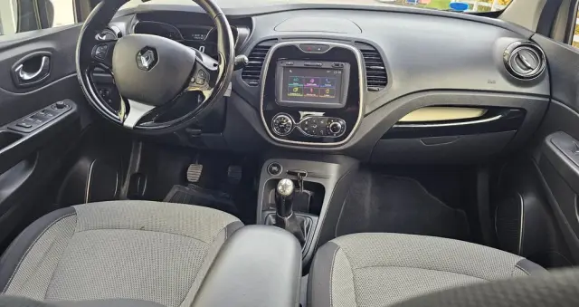 RENAULT Captur 1.5 dCi Energy Limited