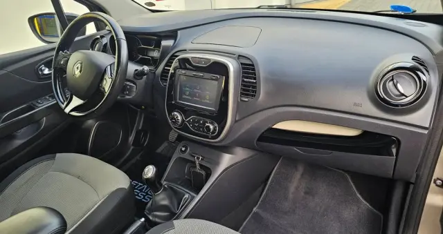 RENAULT Captur 1.5 dCi Energy Limited