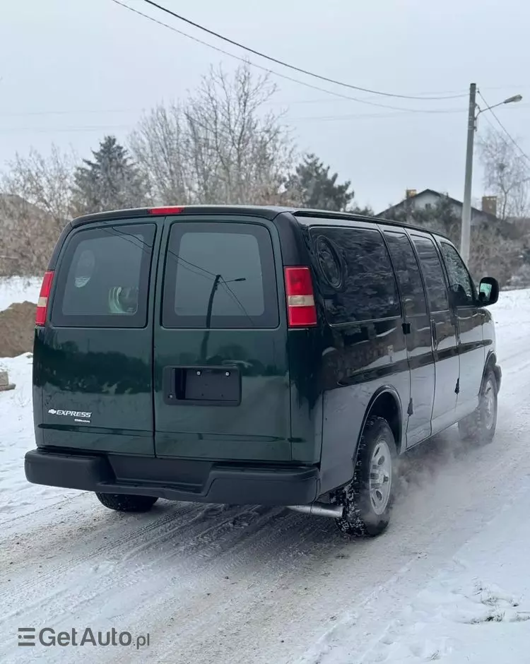 CHEVROLET Express 