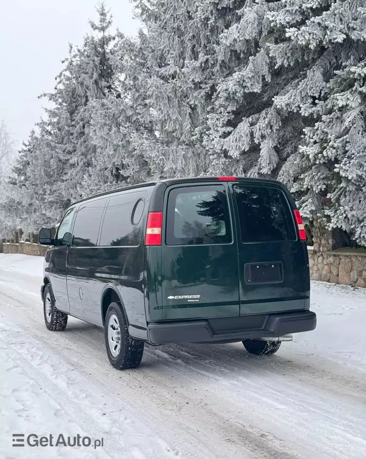 CHEVROLET Express 
