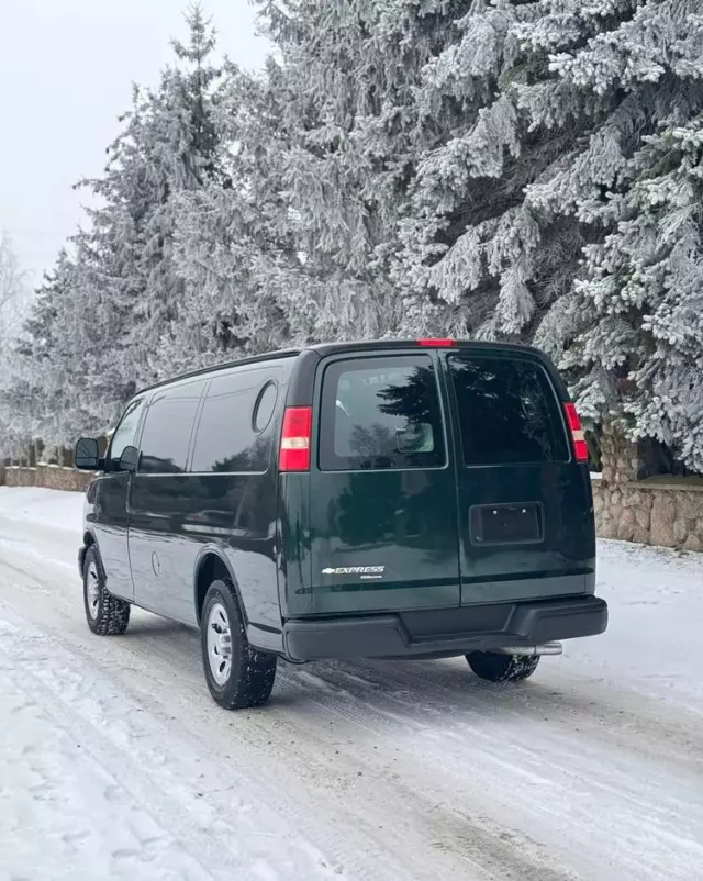 CHEVROLET Express 
