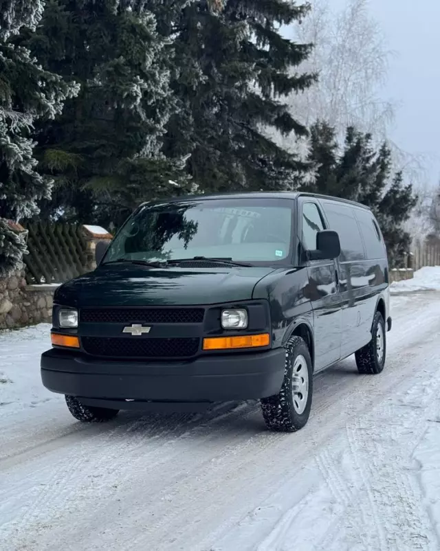 CHEVROLET Express 