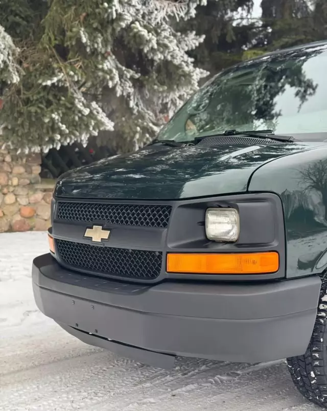 CHEVROLET Express 