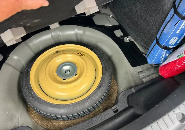 MAZDA 3 1.6 Exclusive