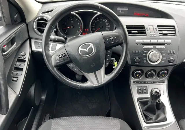 MAZDA 3 1.6 Exclusive