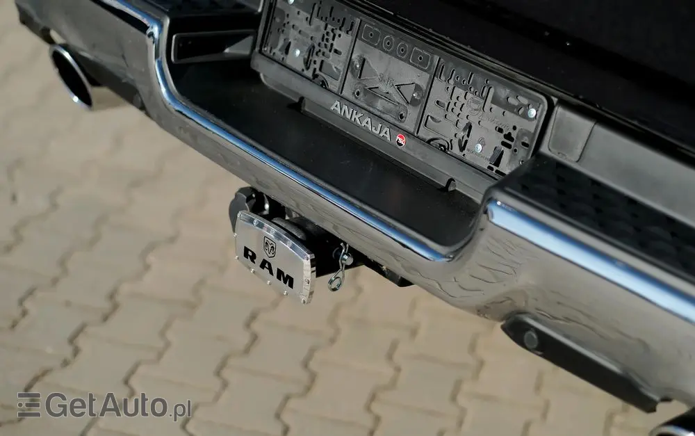 RAM 1500 5.7 Crew Cab Shortbed Bighorn Chrome