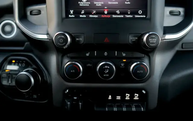 RAM 1500 5.7 Crew Cab Shortbed Bighorn Chrome