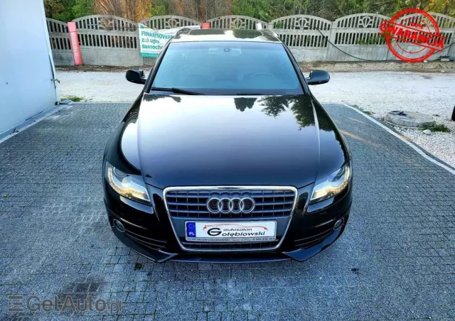 AUDI A4 