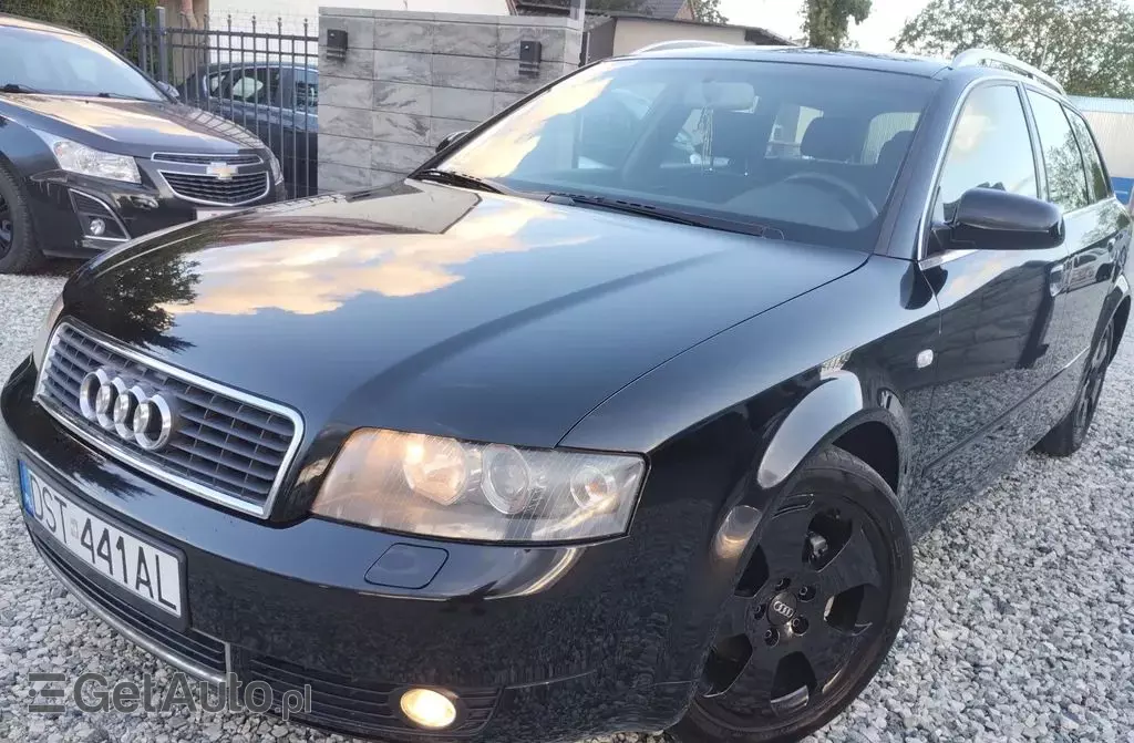 AUDI A4 