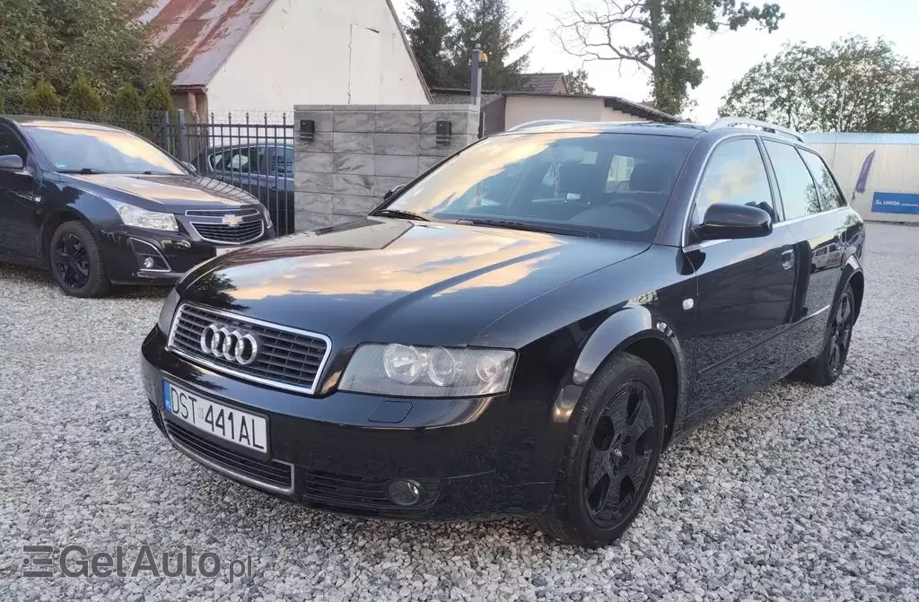 AUDI A4 