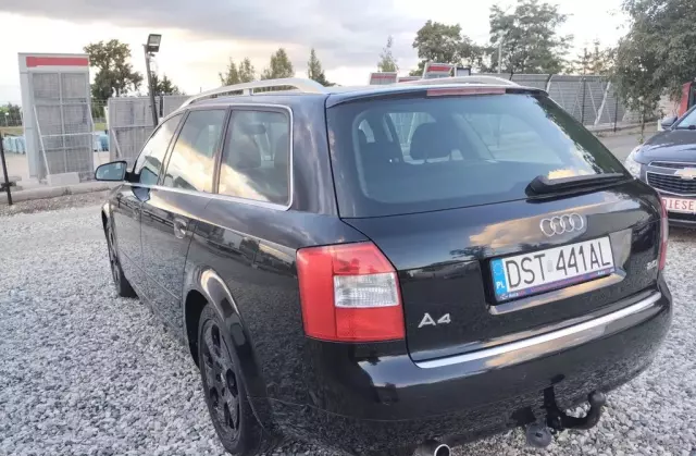 AUDI A4 