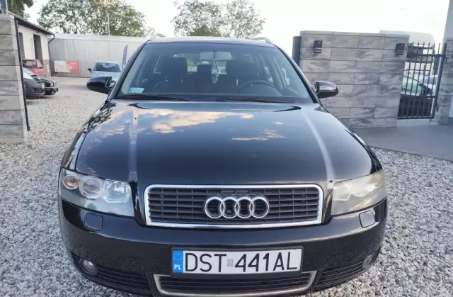 AUDI A4 