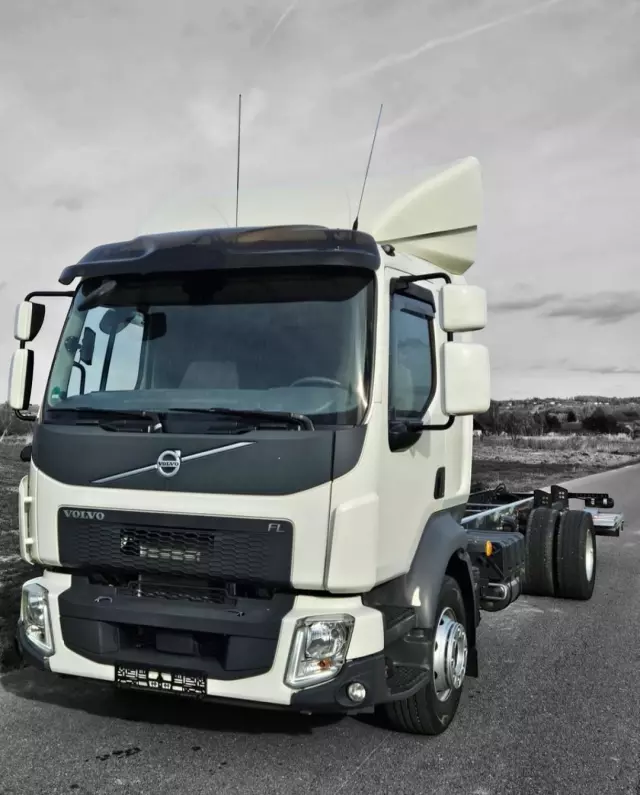 VOLVO FL 