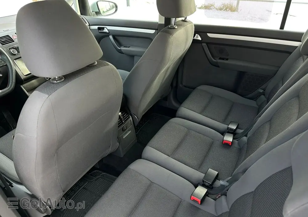 VOLKSWAGEN Touran 1.6 TDI DPF BlueMotion Technology Comfortline