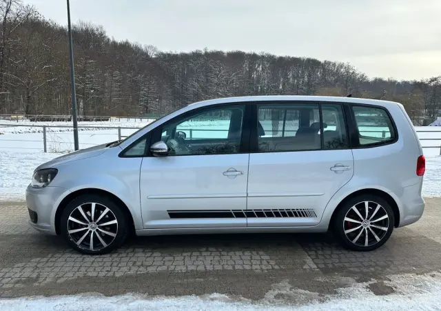 VOLKSWAGEN Touran 1.6 TDI DPF BlueMotion Technology Comfortline