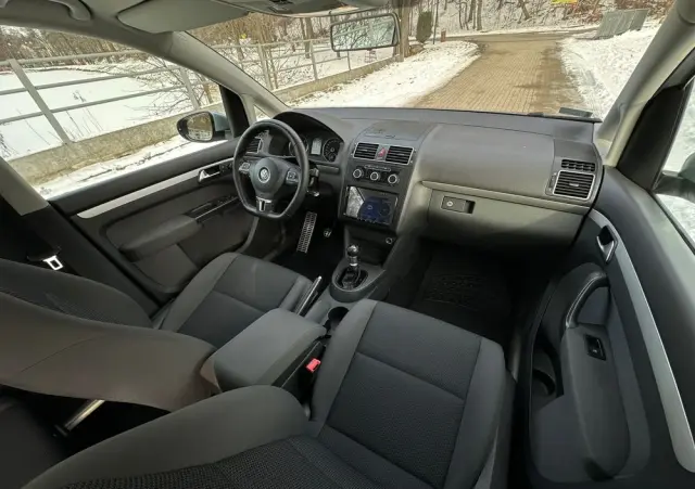 VOLKSWAGEN Touran 1.6 TDI DPF BlueMotion Technology Comfortline