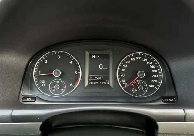 VOLKSWAGEN Touran 1.6 TDI DPF BlueMotion Technology Comfortline