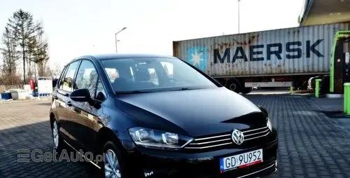 VOLKSWAGEN Golf Sportsvan 