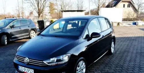 VOLKSWAGEN Golf Sportsvan 