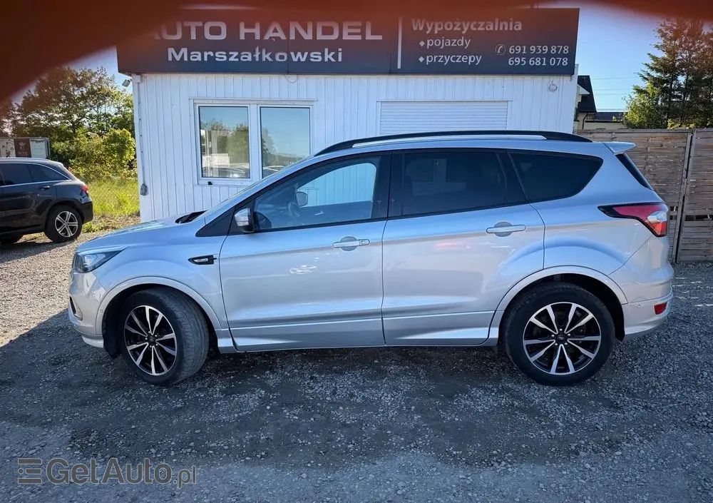 FORD Kuga 2.0 TDCi 4x4 ST-Line