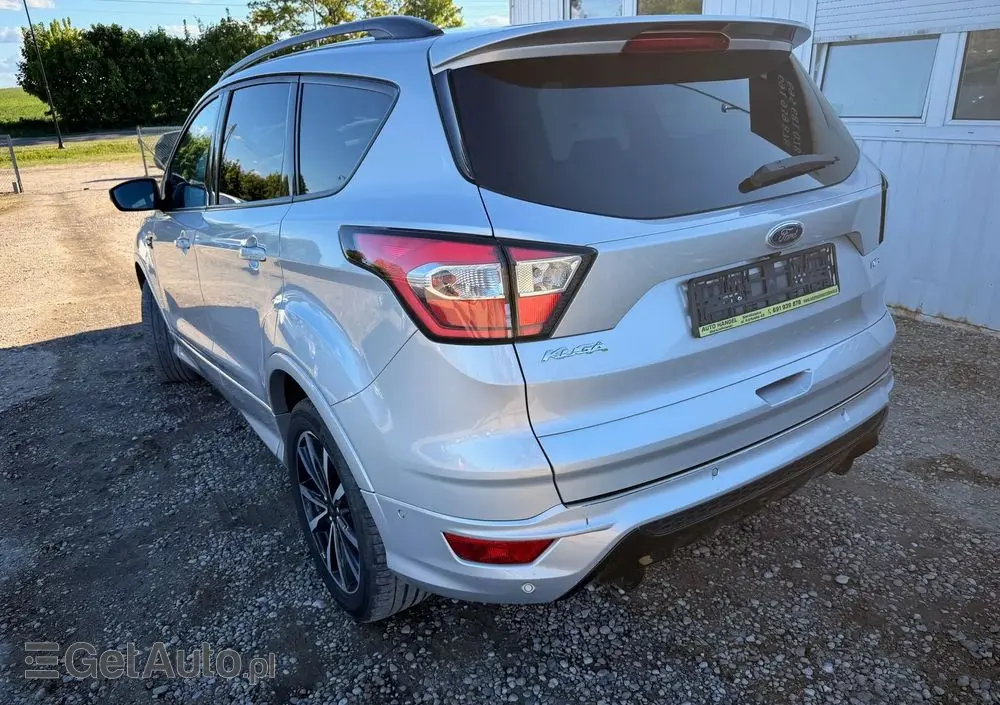 FORD Kuga 2.0 TDCi 4x4 ST-Line