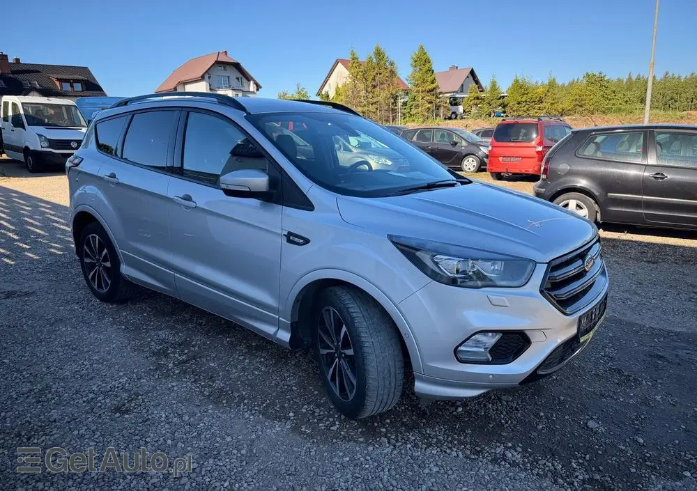 FORD Kuga 2.0 TDCi 4x4 ST-Line