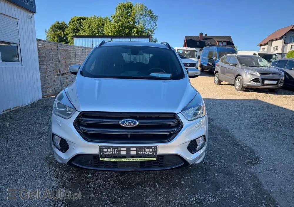 FORD Kuga 2.0 TDCi 4x4 ST-Line