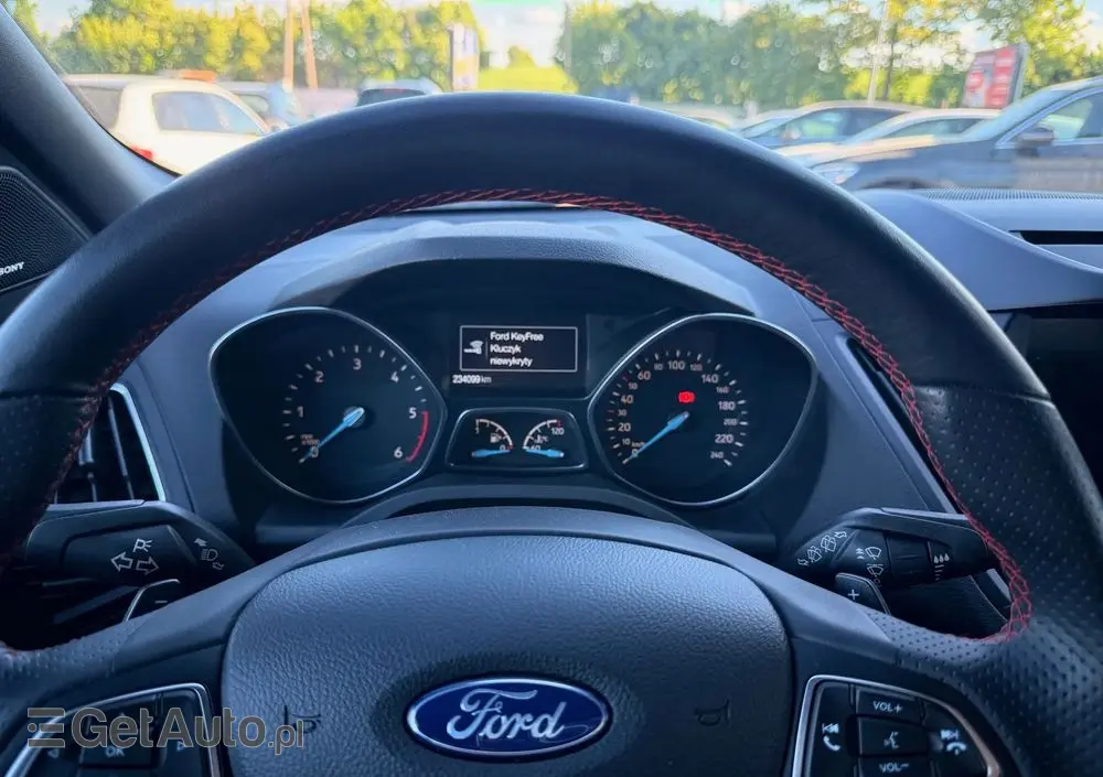 FORD Kuga 2.0 TDCi 4x4 ST-Line