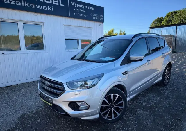 FORD Kuga 2.0 TDCi 4x4 ST-Line