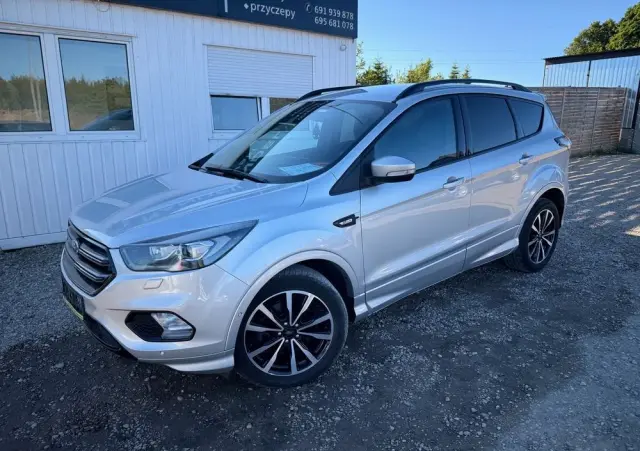 FORD Kuga 2.0 TDCi 4x4 ST-Line
