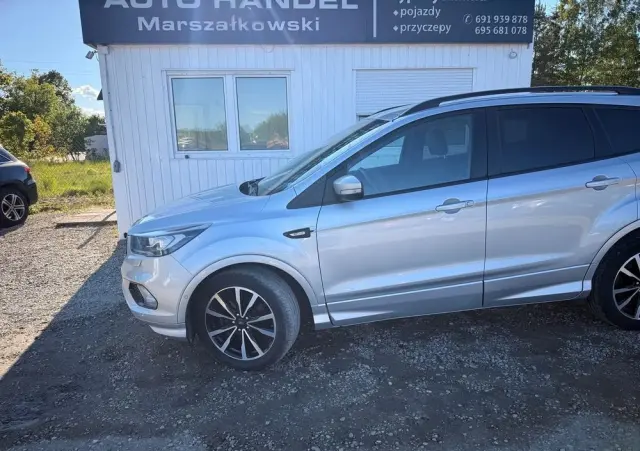 FORD Kuga 2.0 TDCi 4x4 ST-Line