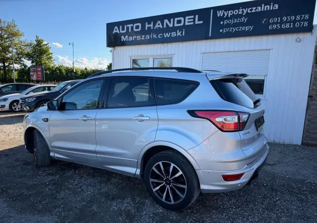 FORD Kuga 2.0 TDCi 4x4 ST-Line